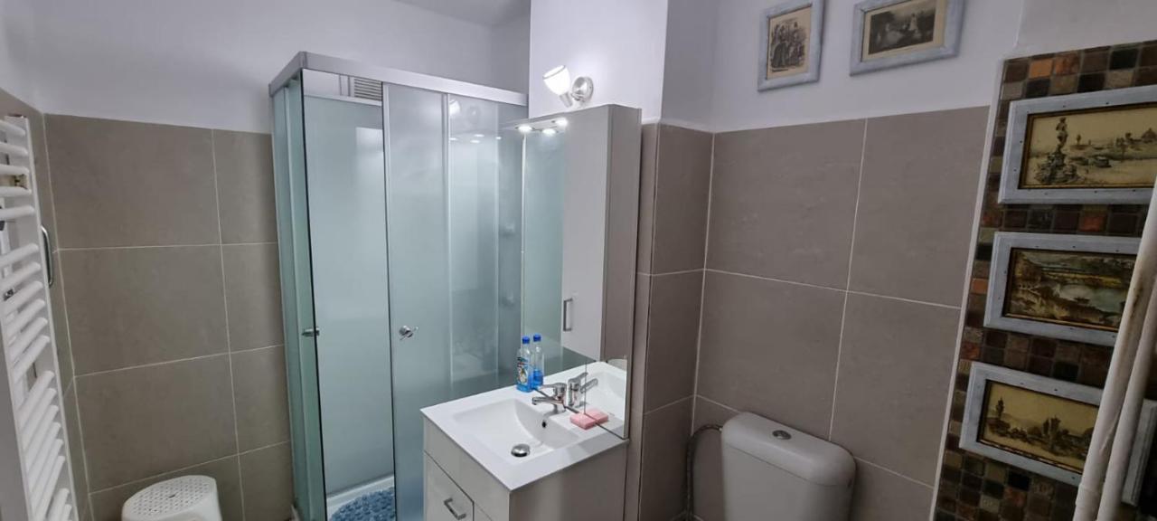 Apartament Regim Hotelier Bacău Extérieur photo